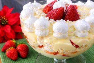 Taça de Merengue de Morango