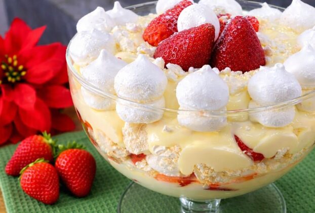 Taça de Merengue de Morango