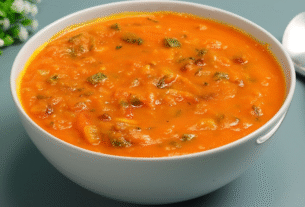 Esse Caldo de Abóbora com Calabresa